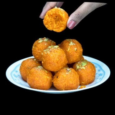 Motichur Laddoo