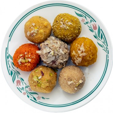 Mix Laddoo